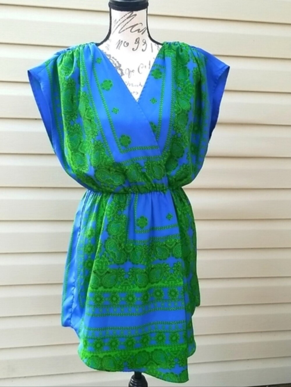 Size S. SUGARLIPS BLUE/GREEN DRESS - Picture 10 of 11
